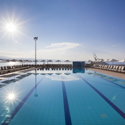 hotel-admiral-croatia-pool-