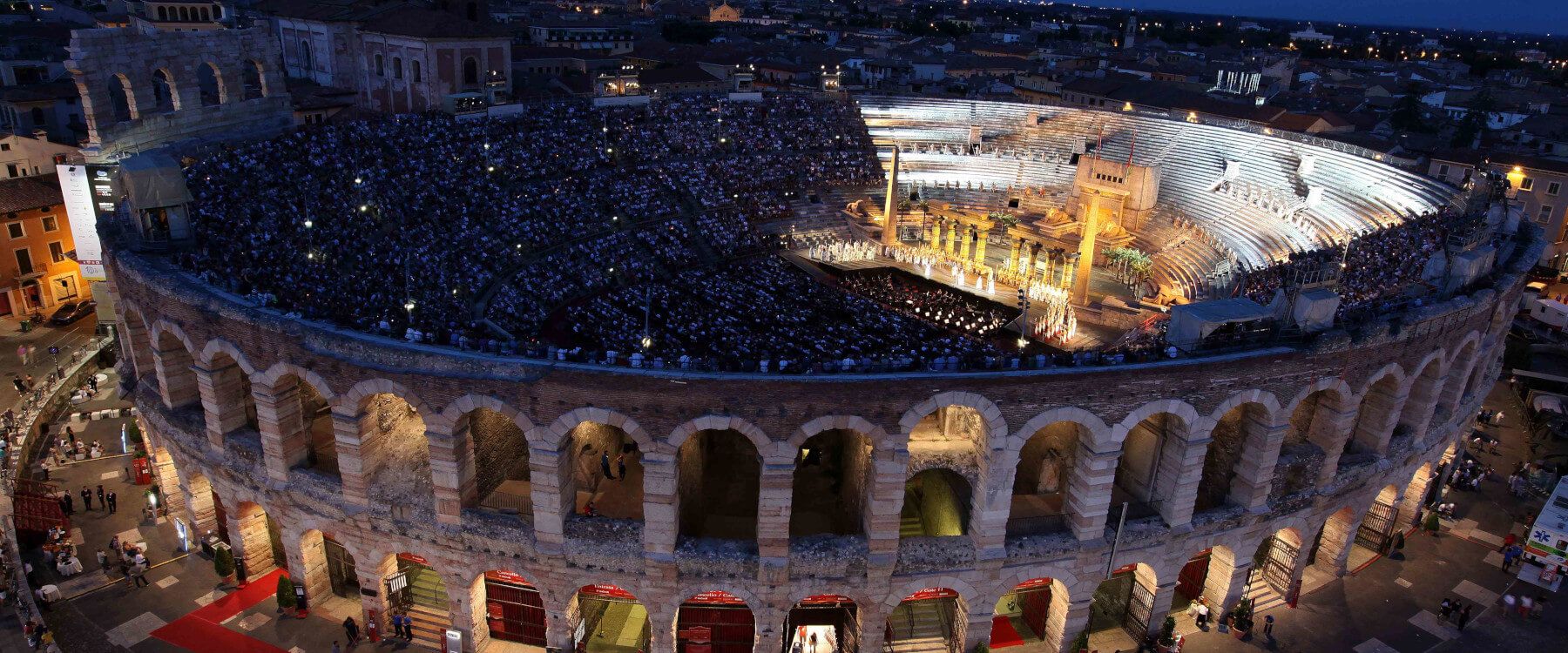 fOpernfestspiele in der Arena von Verona - CARMEN